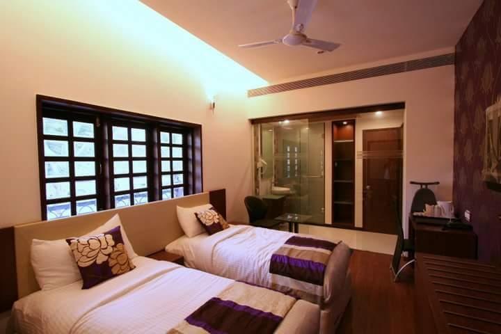 Rāipur Hotel Florence מראה חיצוני תמונה